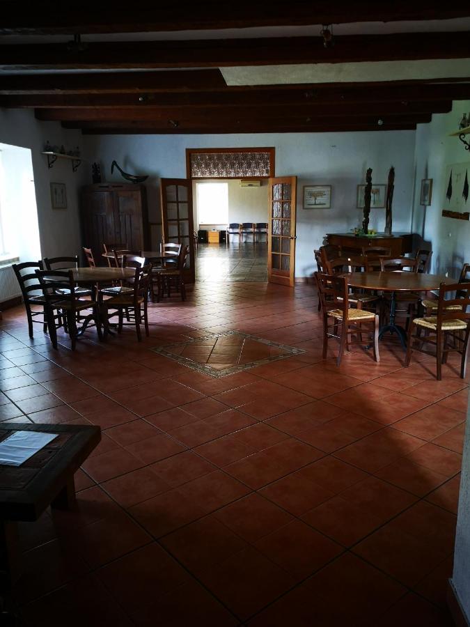 Fuzinarska Kuca Hotel Fuzine Bagian luar foto
